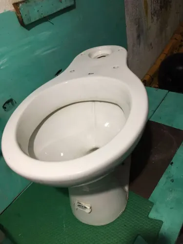 Vaso sanitário branco onix! Para Caixa acoplada, aceito proposta
