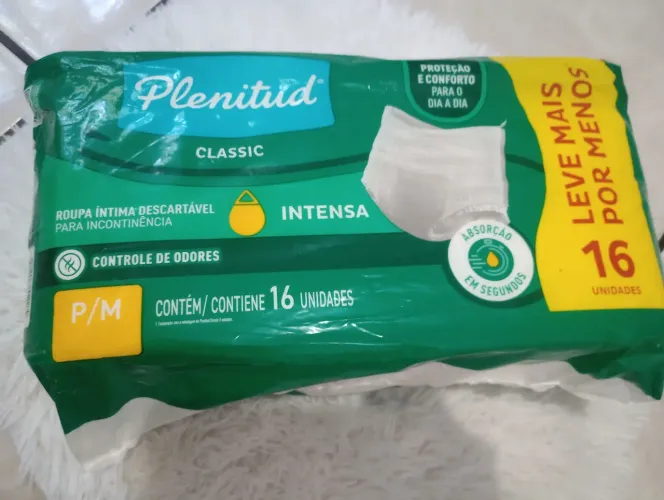 Fralda plenitud geriátrica Tam P/Me com 16 unidades nova