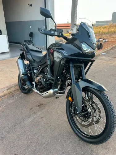África Twin 1100