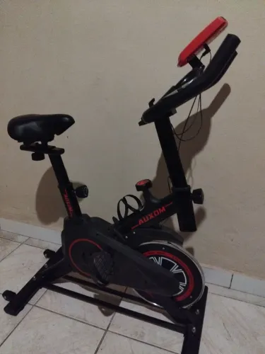 Bicicleta argometrica semi nova