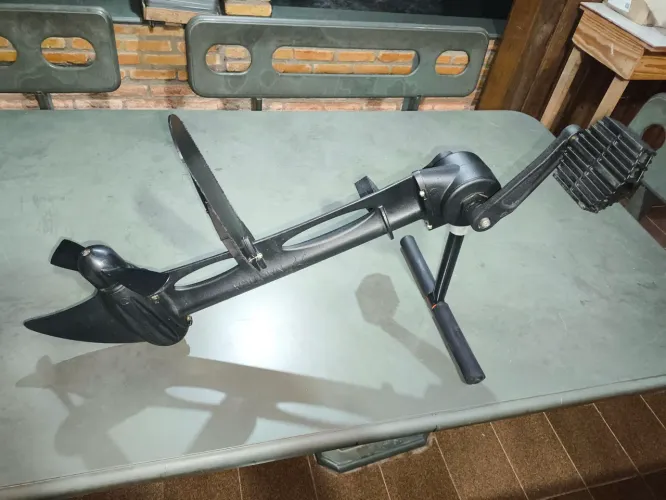 Vendo pedal para caíaque Power Drive estado de Zero oportunidade única!!!