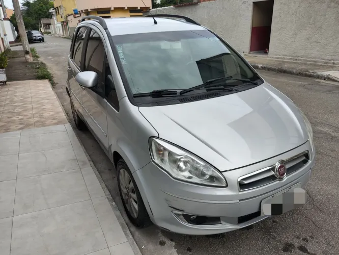 Fiat Idea Attractive 1.4 Fire Flex 8V 5P 2014