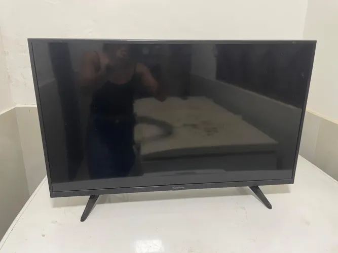 Smart TV Panasonic 32 Polegadas - Novinha e Conservada!