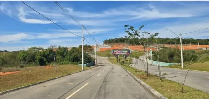 Terreno à Venda no Parque Real, 140m²