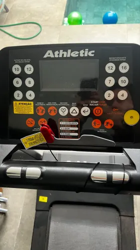 Esteira Athletic Advanced 110v