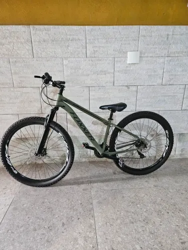 Bicicleta Montain bike Foxxer Aro 29 Semi Nova - Apenas 1 mês de uso!
