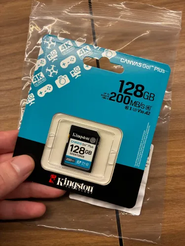 Cartão SD Kingston 128GB v30 Lacrado