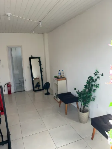 Divido sala de estética