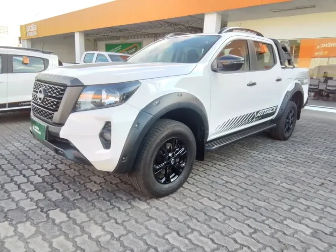 Nissan Frontier Attac.cd 4X4 2.3 Bi-TB Die. AUT 2025