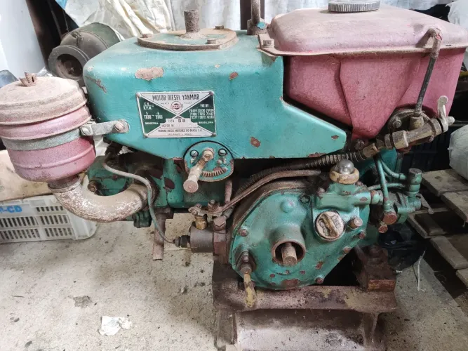 Motor Yanmar b8 dieesel
