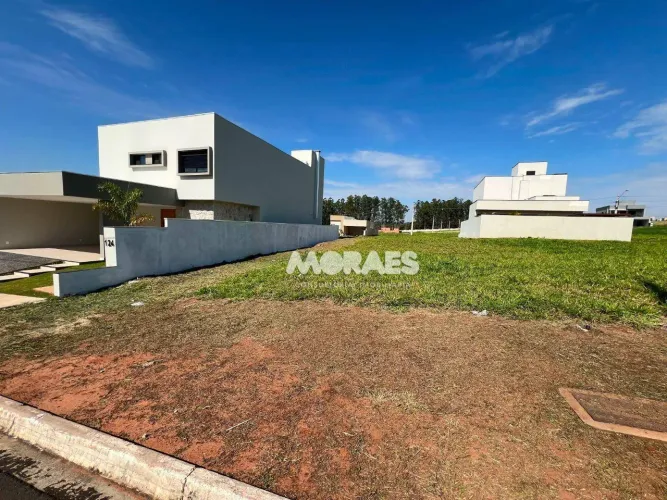 Terreno à venda, 300 m² por R$ 170.000,00 - Residencial Villa de León 2 - Piratininga/SP