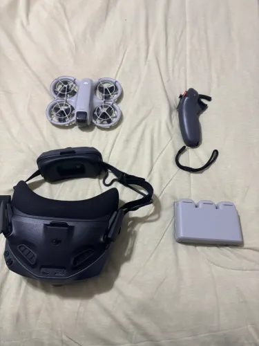 Drone DJI Neo - Com Óculos 