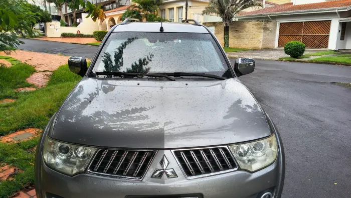 Mitsubishi Pajero Dakar HPE 3.2 4X4 T.I Dies 5P AUT 2013