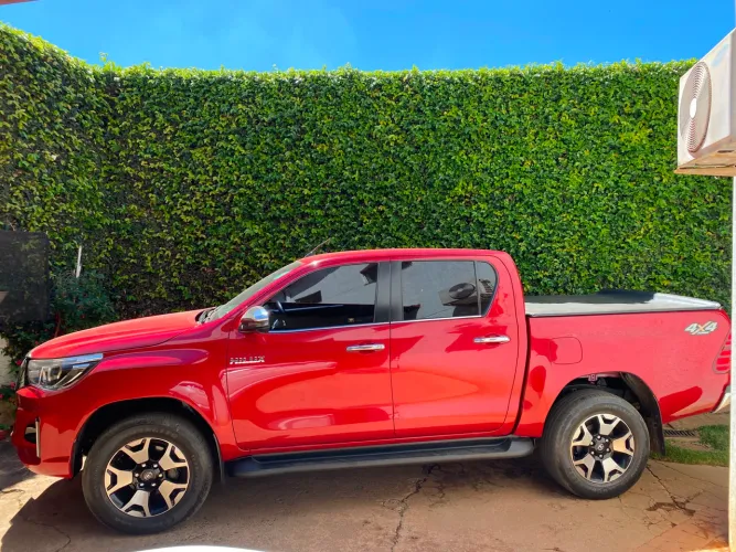 Toyota Hilux CD SRX 4X4 2.8 TDI 16V Diesel Aut. 2020