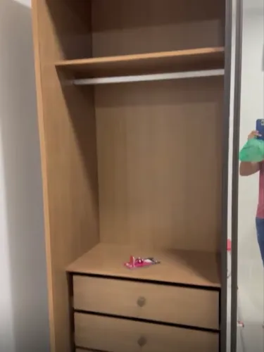 GUARDA ROUPA GRANDE - ELETROMOVEIS