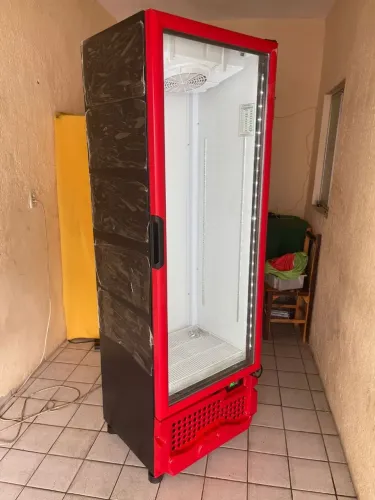 geladeira espositora embera topp,