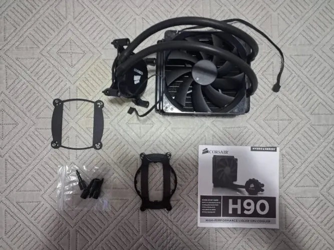 USADO - Water Cooler Corsair Hydro H90 140mm 