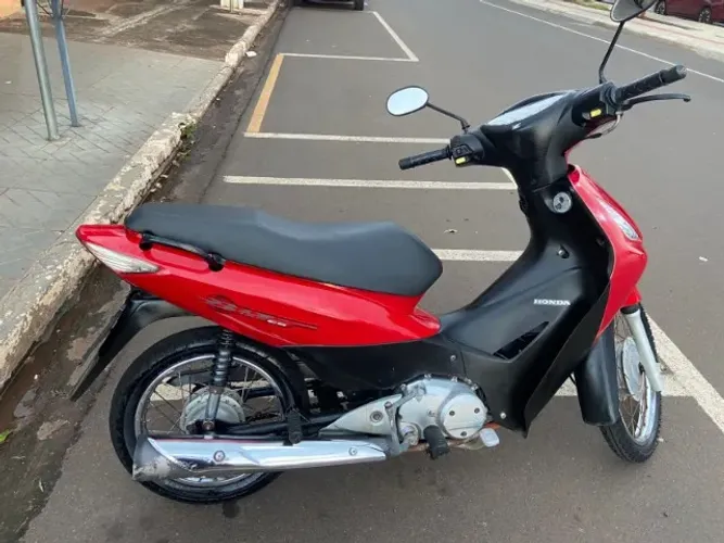 Vendo Biz 125 ES 20102010 Honda Biz ?VENDO HONDA BIZ125 ES 2010 ?Partida Elétrica e no pe