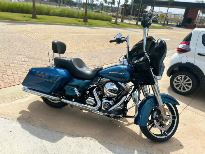 Harley Davidson Street glide