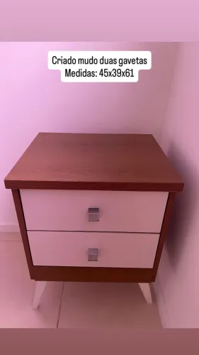 Criado mudo