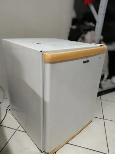 Frigobar consul 
