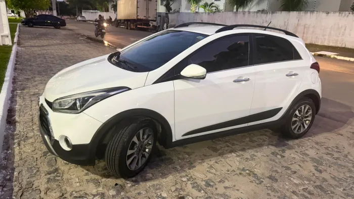 Hyundai HB20X Premium 1.6 Flex 16V Aut. 2017