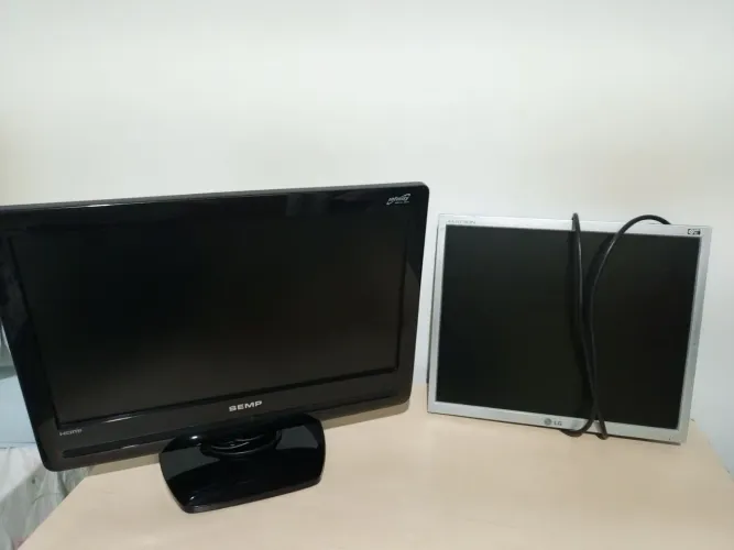 Vende monitores em bom estado 