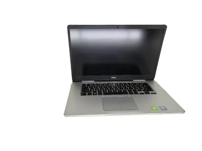 DELL INSPIRON 7580 Core i7 Oitava Geração - RAM 8GB - HD 256GB SSD-Placa de Vídeo Dedicada