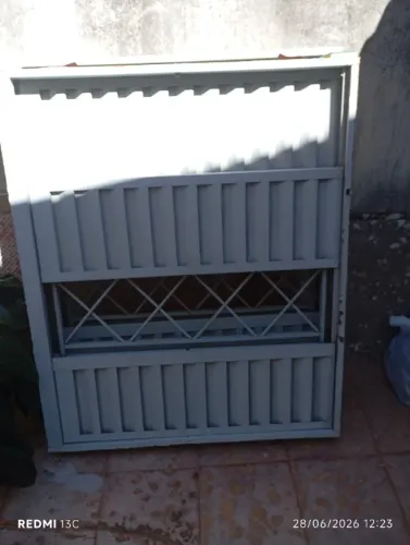 Vendo veneziana mais pia 