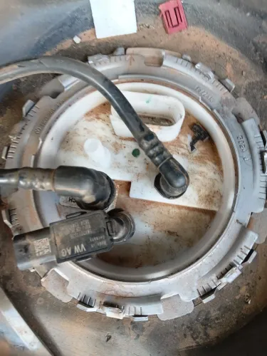 Bomba de gasolina do tcross
