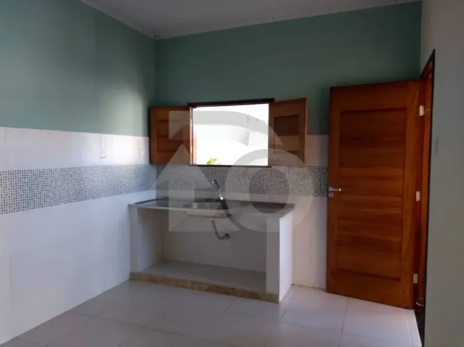 Casa em Areia Branca com 3 Quartos, Suíte e Garagem para 3 Carros