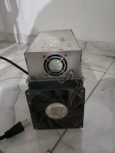 Mineradora Asic Whastsminer M31S+ 85THs