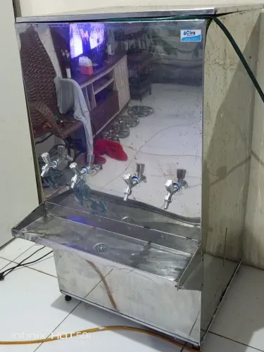 VENDO BEBEDOURO INDUSTRIAL