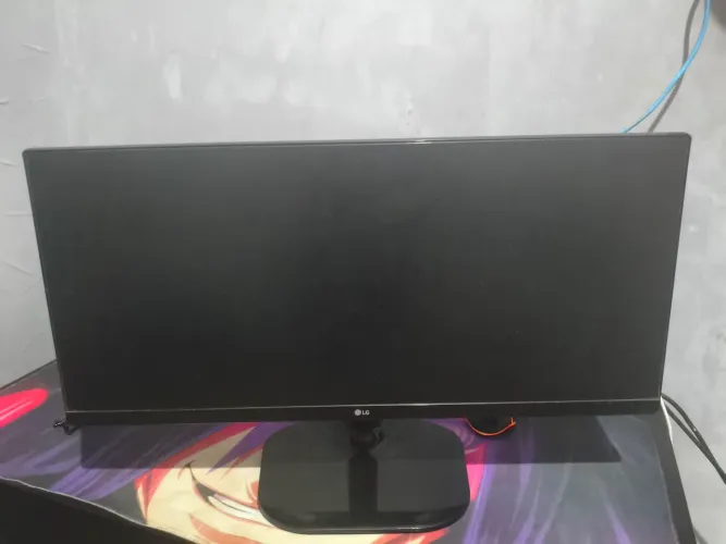 Monitor LG ultrawide