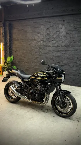 Kawasaki Z900 RS Café
