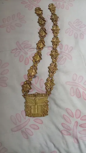 Cordão moeda antiga