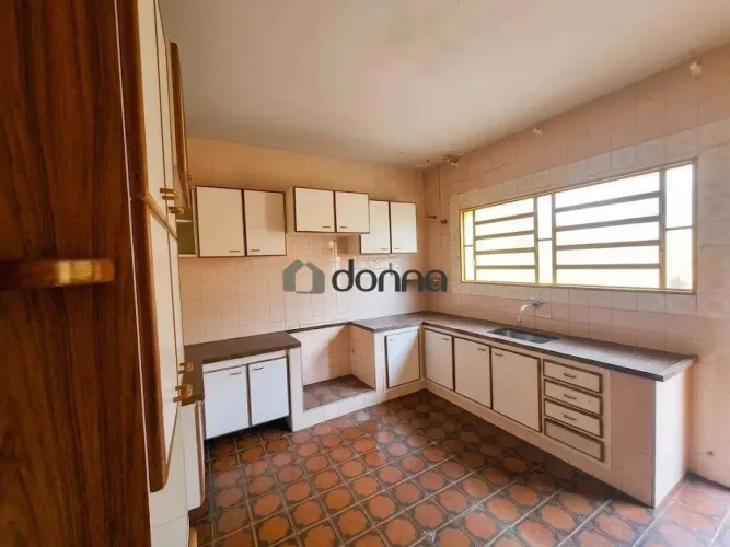 Casa à venda, 3 quartos, 1 suíte, 2 vagas, Estados Unidos - Uberaba/MG
