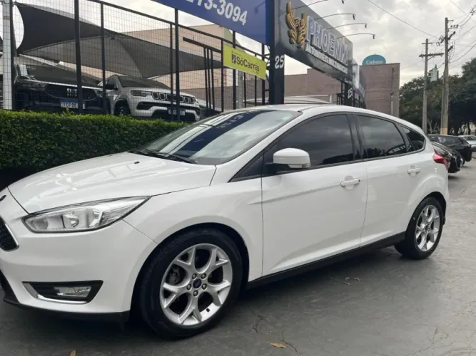 Ford Focus 2.0 16v/se/se Plus Flex 5P Aut. 2016