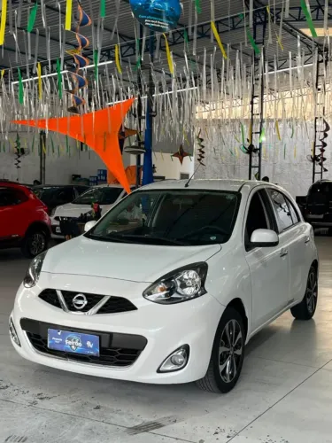 Nissan March SL 1.6 16V Flex Fuel 5P 2015