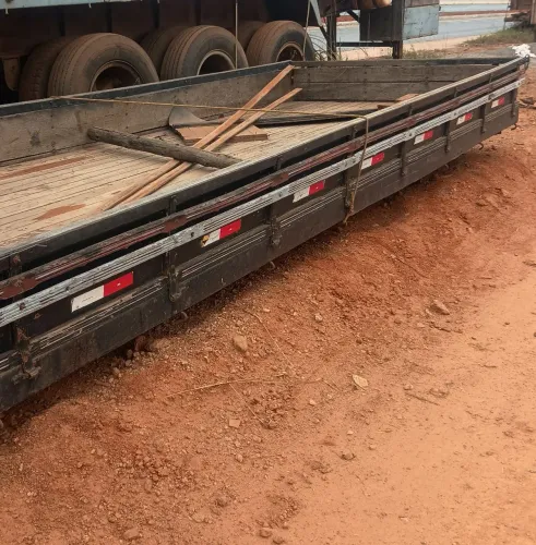 Carroceria de 5,50 MTS , 8500$ !
