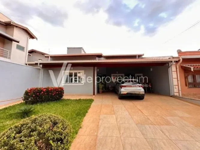 Casa térrea à venda no condomínio Okinawa em Paulínia,.