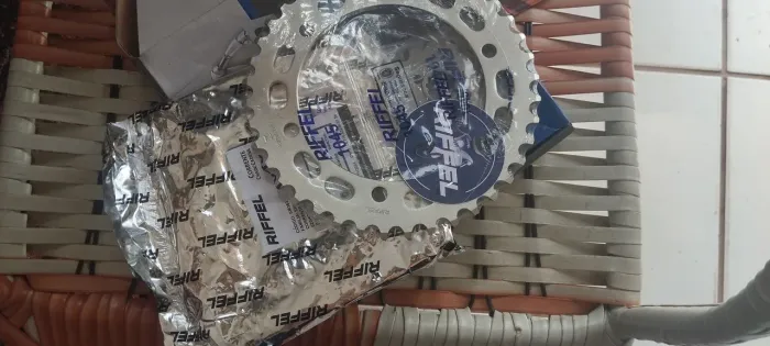 Transmissão zerada nova com retentor sahara 300 ou xre 300