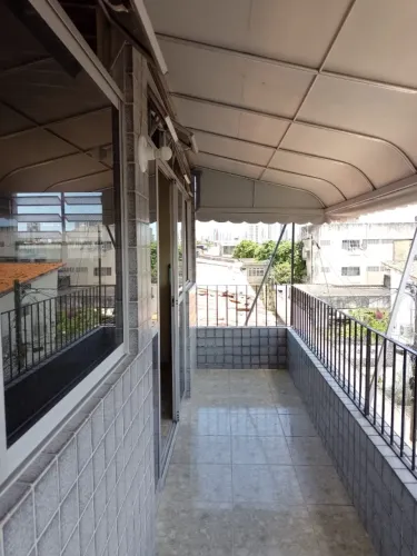 Apartamento na cobertura dois quartos no bairro do Cordeiro