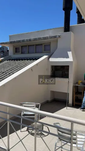 Cobertura com 1 dormitório para alugar, 100 m² por R$ 4.500,00/mês - Bom Fim - Porto Alegr