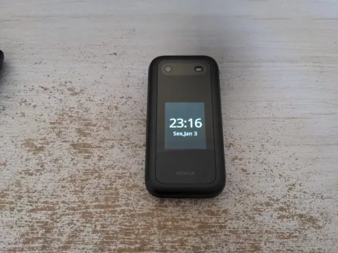 Celular Nokia 2660