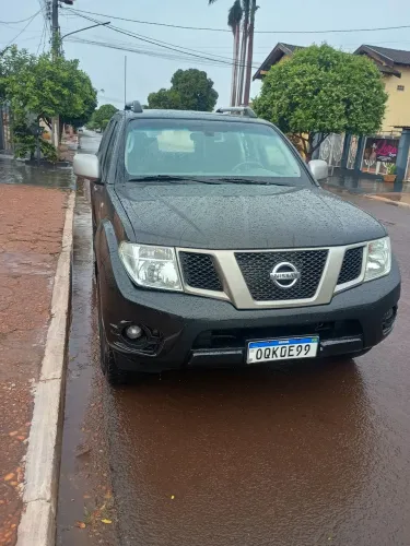 Nissan Frontier SV At.cd 4X4 2.5 TB Diesel Mec. 2014