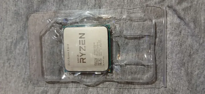 Ryzen 5 1600 (Núcleos/Threads 6/12) DDR4