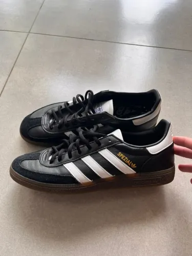 Tenis Adidas Spezial preto
