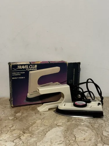 ferro de passar roupa para viagem com caixa + manual - koning travel club excelente estado