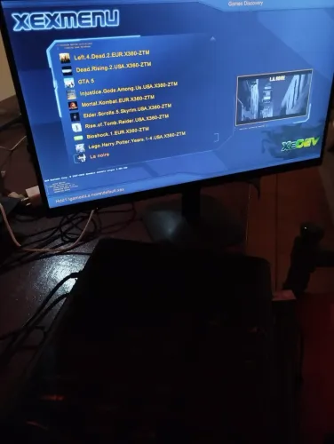 Xbox 360 desbloqueado 2 controles e Kinetc